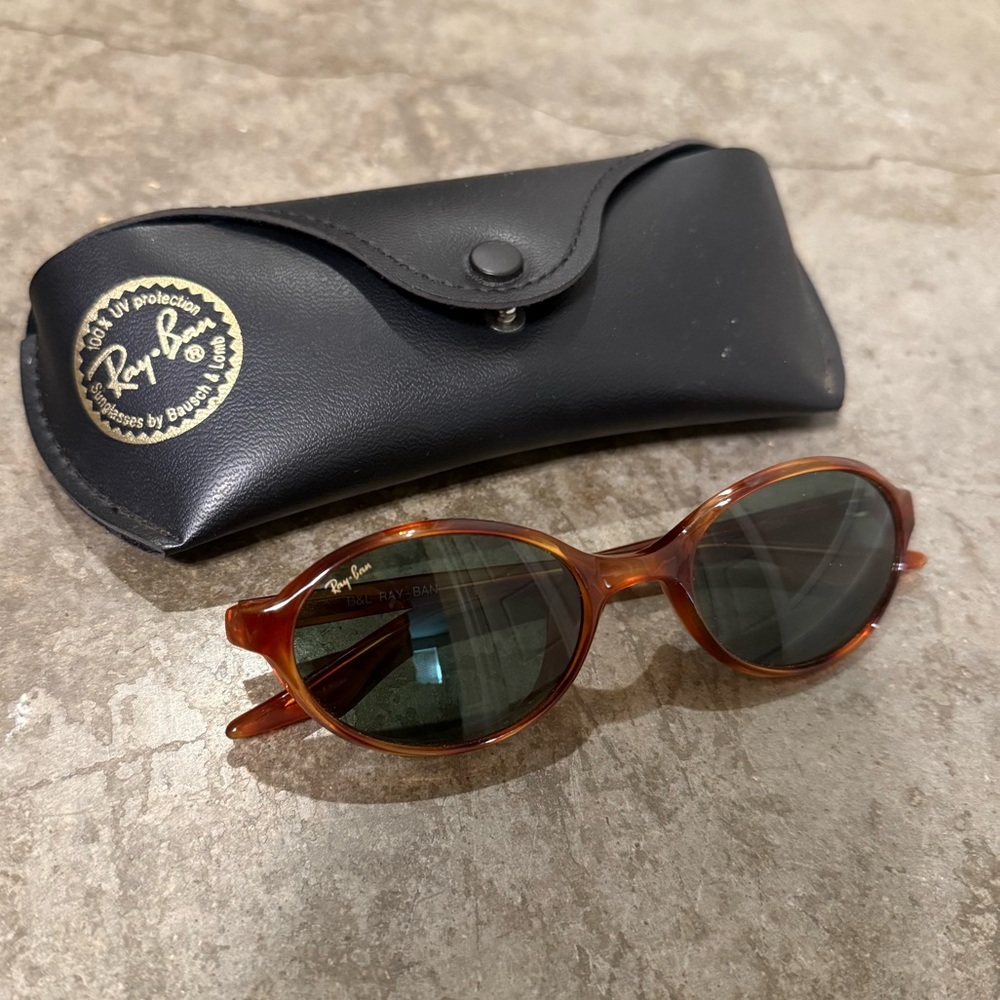 Vintage RayBan sunglasses